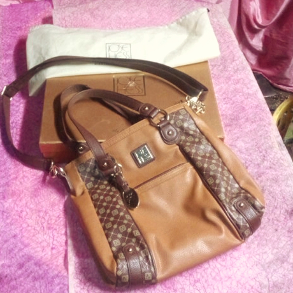 Beautiful, large, Jose Hess purse.